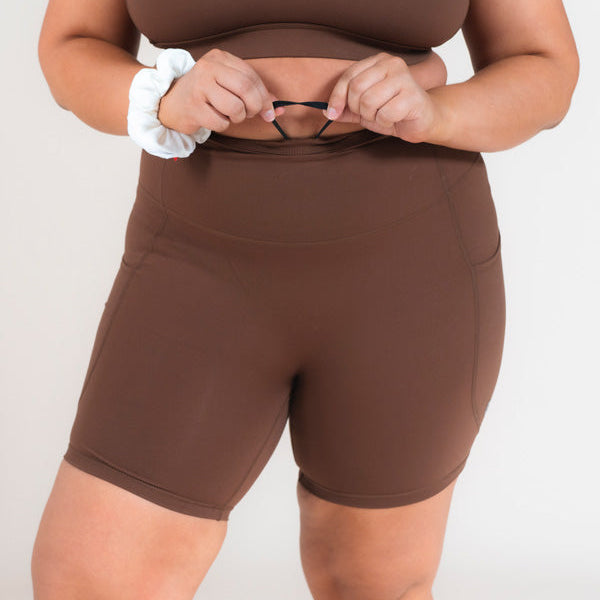 Uplift Pocket Short